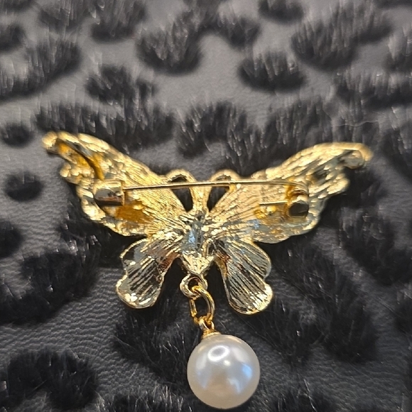 Exquisite Blue and Gold Butterfly Brooch - Picture 5 of 6